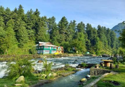 5-Days Srinagar Escape – From Chandigarh to Heaven