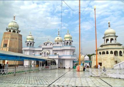 Punjab Gurudwara Darshan – Spiritual Journey